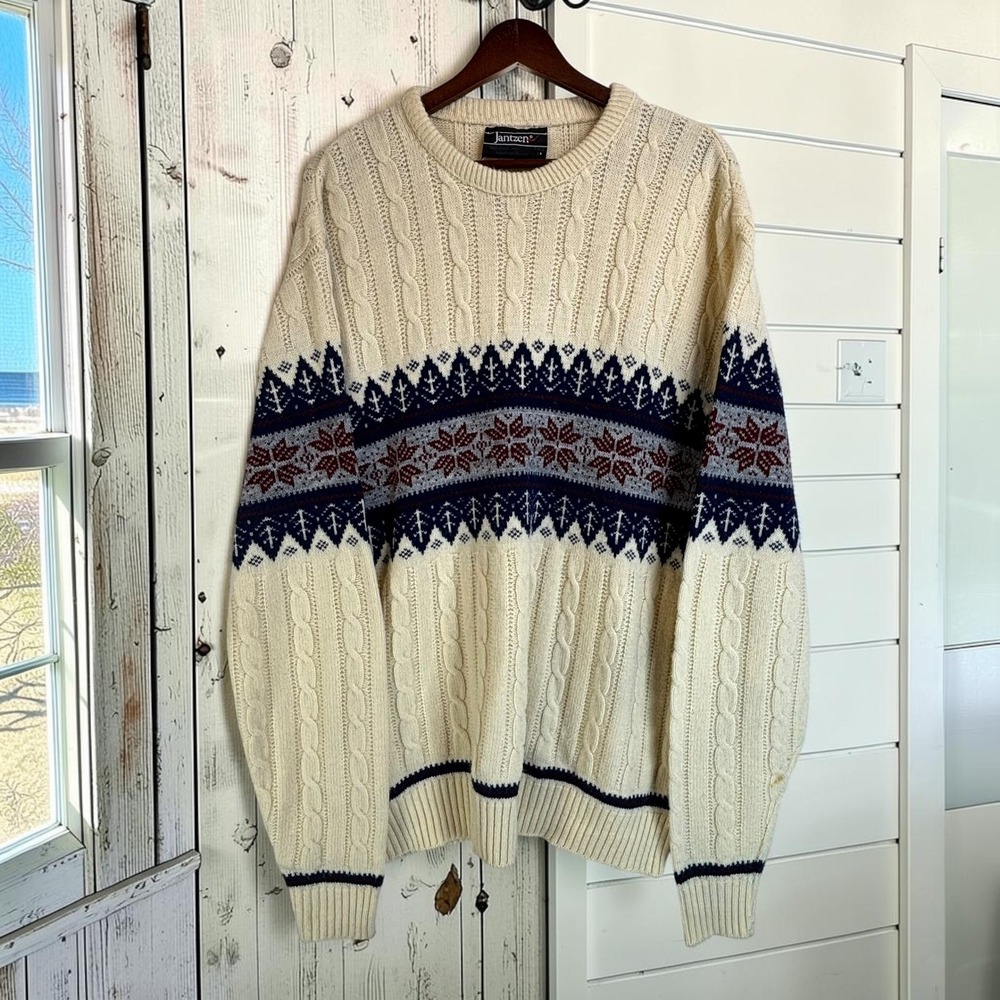 Vintage cable Knit Fair Isle Crewneck Sweater Jantzen XL Tall Cream Blue Nordic
